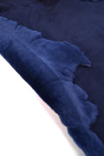 PRAVÁ OVČÍ KOŽEŠINA - MODRÁ