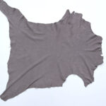 PRÁVÝ SEMIŠ / OVČÍ KŮŽE (ŠEDÝ) - Obrázek 2