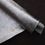 PRAVÁ KŮŽE / HOVĚZÍ USEŇ - METALLIC STŘÍBRNÁ