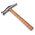 KLADIVO S DŘEVĚNOU NÁSADOU / 370 g