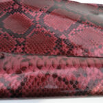 HADÍ IMITACE / HOVĚZÍ KŮŽE - ČERVENÁ - Obrázek 2