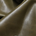 PRAVÁ KŮŽE – HOVĚZÍ USEŇ - KHAKI - Obrázek 2