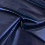 PRAVÁ KŮŽE JEHNĚTINA - TMAVĚ MODRÁ - METALICKÁ