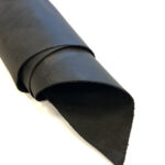 HOVĚZÍ USEŇ / TŘÍSLOČINĚNÁ HLAZENICE - CRAZY HORSE - HNĚDÁ/KHAKI