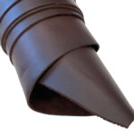 HOVĚZÍ USEŇ / TŘÍSLOČINĚNÁ HLAZENICE - TMAVĚ HNĚDÁ - 2.4-2.6 mm