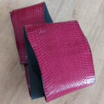 HADÍ KŮŽE - ČERVENÁ