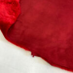 PRAVÁ OVČÍ KOŽEŠINA - ČERVENÁ