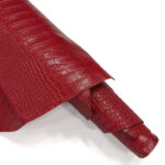 HOVĚZÍ KŮŽE / TŘÍSLOČINĚNÁ HLAZENICE - ČERVENÁ / KROKODILNÍ IMITACE - 0,8 – 1,0 mm