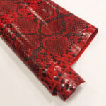 HADÍ IMITACE - HOVĚZÍ KŮŽE - ČERVENÁ - Obrázek 2