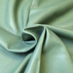 PRAVÁ KŮŽE - HOVĚZÍ USEŇ - MENTOLOVÁ - 1,4-1,7 mm