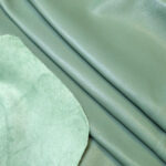 PRAVÁ KŮŽE - HOVĚZÍ USEŇ - MENTOLOVÁ - 1,4-1,7 mm - Obrázek 3