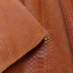 IMITACE HADÍ KŮŽE - HOVĚZÍ KŮŽE - TERAKOTOVÁ - 0,8-1,1 mm - Obrázek 3