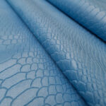 IMITACE HADÍ KŮŽE - HOVĚZÍ KŮŽE - SVĚTLE MODRÁ - 0,8-1,1 mm - Obrázek 2