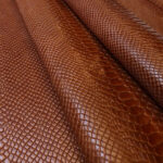 IMITACE HADÍ KŮŽE - HOVĚZÍ KŮŽE - HNĚDÁ - 0,8-1,1 mm - Obrázek 2