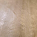 IMITACE HADÍ KŮŽE - HOVĚZÍ KŮŽE - PŠENIČNÁ - 0,8-1,1 mm - Obrázek 4