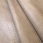 IMITACE HADÍ KŮŽE - HOVĚZÍ KŮŽE - PŠENIČNÁ - 0,8-1,1 mm