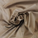 PRAVÁ KŮŽE - HOVĚZÍ USEŇ - MLÉČNÁ ČOKOLÁDA - 0.9-1.0 mm