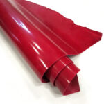 HOVĚZÍ KŮŽE - TŘÍSLOČINĚNÁ HLAZENICE - FUCHSIA - 3,0-3,1 mm