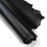 HOVĚZÍ KŮŽE - TŘÍSLOČINĚNÁ HLAZENICE - ČERNÁ - 3,2-3,4 mm