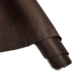 HOVĚZÍ KŮŽE - TŘÍSLOČINĚNÁ HLAZENICE - HNĚDÁ - CRAZY HORSE - 1.6-1.9 mm