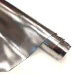 HOVĚZÍ KŮŽE S POVRCHOVOU ÚPRAVOU (LAMINACE) - METALLIC STŘÍBRNÁ