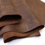 HOVĚZÍ KŮŽE - TŘÍSLOČINĚNÁ HLAZENICE - HNĚDÁ - CRAZY HORSE - 1,2-1,4 mm - Obrázek 2