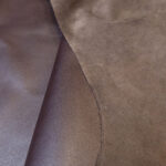 HOVĚZÍ KŮŽE - TŘÍSLOČINĚNÁ HLAZENICE - TMAVĚ HNĚDÁ - 1,2-1,4 mm - Obrázek 3