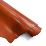 HOVĚZÍ KŮŽE - TŘÍSLOČINĚNÁ HLAZENICE - COGNAC - 3,6 - 3,9 mm