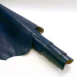 HOVĚZÍ KŮŽE / TŘÍSLOČINĚNÁ HLAZENICE - MODRÁ - 1,2-1.5 mm