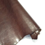 HOVĚZÍ KŮŽE - TŘÍSLOČINĚNÁ HLAZENICE - HNĚDÁ - 1.3-1.4 mm