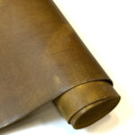 HOVĚZÍ KŮŽE – CRAZY HORSE - HOŘČICOVÁ - 1.5-1.7 mm