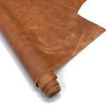 HOVĚZÍ KŮŽE - TŘÍSLOČINĚNÁ HLAZENICE - HNĚDÁ - CRAZY HORSE - 1.1-1.4 mm