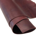 HOVĚZÍ KŮŽE - TŘÍSLOČINĚNÁ HLAZENICE - VÍNOVÁ