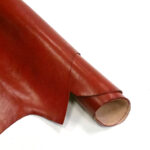 HOVĚZÍ KŮŽE / TŘÍSLOČINĚNÁ HLAZENICE - TMAVĚ ČERVENÁ - 1,2-1.4 mm