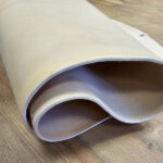 HOVĚZÍ KŮŽE - TŘÍSLOČINĚNÁ HLAZENICE - PRIRODNÍ - 4.0-4.5 mm - Obrázek 2